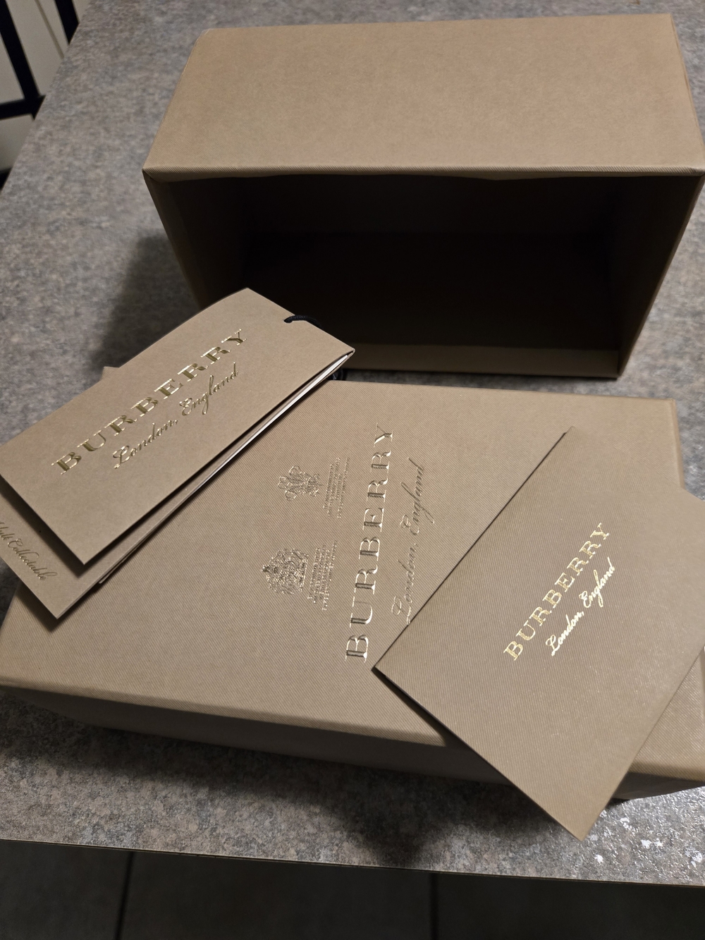 Burberry Beige Gift Box and Tags Set - Luxury Men Accessories